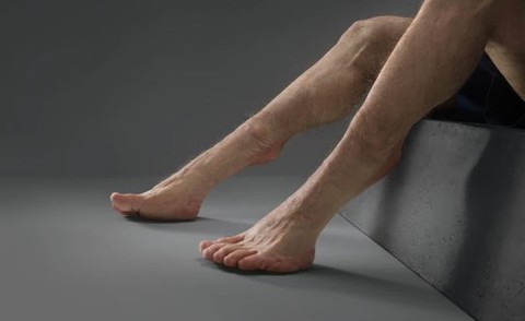 Dị nhân không cổ, mắt mũi biến dạng có thể sống sót qua tai nạn ôtô ở tốc độ cao - Ảnh 3. Dị nhân không cổ, mắt mũi biến dạng có thể sống sót qua tai nạn ôtô ở tốc độ cao - Ảnh 3.