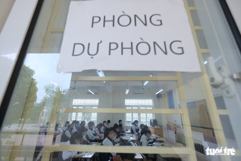 Chuyên gia nêu câu hỏi: ‘Cứ đóng cửa thì biết bao giờ học sinh mới được đi học lại? - Ảnh 1. Chuyên gia nêu câu hỏi: ‘Cứ đóng cửa thì biết bao giờ học sinh mới được đi học lại? - Ảnh 1.