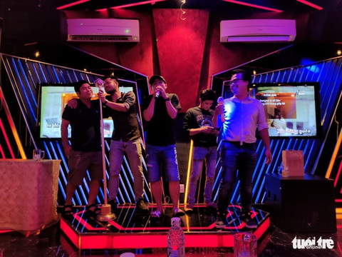 Số phận karaoke, vũ trường: Bộ đề nghị các địa phương tự quyết - Ảnh 1. Số phận karaoke, vũ trường: Bộ đề nghị các địa phương tự quyết - Ảnh 1.