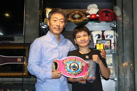 Võ sĩ boxing Việt Nam đầu tiên giành đai WBO thế giới bị tố vi phạm hợp đồng - Ảnh 1. Võ sĩ boxing Việt Nam đầu tiên giành đai WBO thế giới bị tố vi phạm hợp đồng - Ảnh 1.