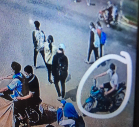Vừa ra khỏi trường, nam sinh lớp 9 bị đâm chết - Ảnh 3. Vừa ra khỏi trường, nam sinh lớp 9 bị đâm chết - Ảnh 3.