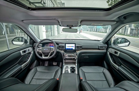 Ford Explorer 2022 ồ ạt về đại lý, nhiều nơi hét giá bia kèm lạc 300 triệu đồng - Ảnh 7. Ford Explorer 2022 ồ ạt về đại lý, nhiều nơi hét giá bia kèm lạc 300 triệu đồng - Ảnh 7.