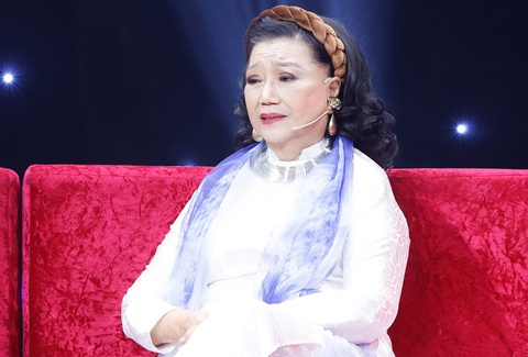 Tiểu Vy, Mâu Thủy mắc COVID-19; nhạc sĩ Trần Tiến tái xuất - Ảnh 4. Tiểu Vy, Mâu Thủy mắc COVID-19; nhạc sĩ Trần Tiến tái xuất - Ảnh 4.
