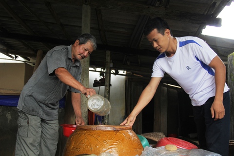 Chàng tiến sĩ nước mắm - Ảnh 1. Chàng tiến sĩ nước mắm - Ảnh 1.