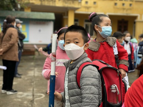 Phó thủ tướng Vũ Đức Đam yêu cầu Bộ Y tế có ý kiến về việc học bán trú - Ảnh 1. Phó thủ tướng Vũ Đức Đam yêu cầu Bộ Y tế có ý kiến về việc học bán trú - Ảnh 1.