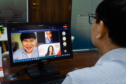 Lần đầu tiên, sinh viên Ấn Độ theo học y khoa tại Việt Nam - Ảnh 4. Lần đầu tiên, sinh viên Ấn Độ theo học y khoa tại Việt Nam - Ảnh 4.