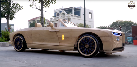 Hotgirl làng xe khen hết lời chiếc Rolls-Royce tự chế từ gỗ của người Việt - Ảnh 3. Hotgirl làng xe khen hết lời chiếc Rolls-Royce tự chế từ gỗ của người Việt - Ảnh 3.