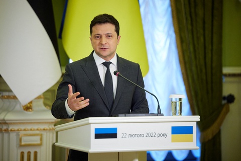 Ukraine dọa cắt quan hệ với Nga, triệu đại diện ngoại giao về nước - Ảnh 1. Ukraine dọa cắt quan hệ với Nga, triệu đại diện ngoại giao về nước - Ảnh 1.