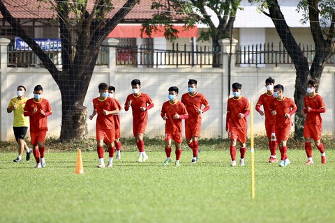 Hôm nay 22-2, U23 Việt Nam - Thái Lan: U23 Việt Nam nỗ lực vượt khó - Ảnh 1. Hôm nay 22-2, U23 Việt Nam - Thái Lan: U23 Việt Nam nỗ lực vượt khó - Ảnh 1.