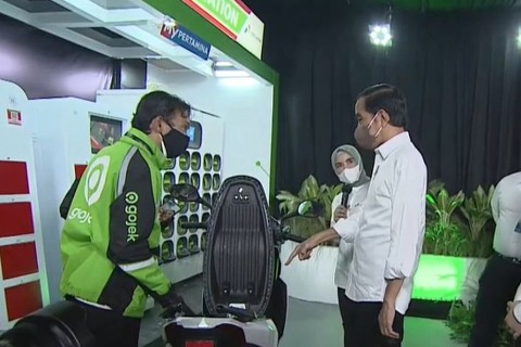 Indonesia đặt mục tiêu có 2 triệu xe điện năm 2025, Thái Lan giảm thuế xe điện nhập khẩu - Ảnh 1. Indonesia đặt mục tiêu có 2 triệu xe điện năm 2025, Thái Lan giảm thuế xe điện nhập khẩu - Ảnh 1.