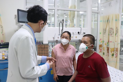 Trẻ nhiễm COVID-19 tăng, Bộ Y tế ra hướng dẫn chẩn đoán và điều trị mới - Ảnh 2. Trẻ nhiễm COVID-19 tăng, Bộ Y tế ra hướng dẫn chẩn đoán và điều trị mới - Ảnh 2.