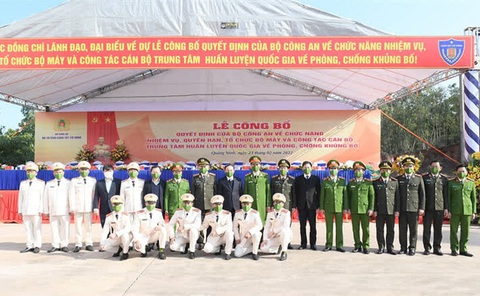 Thành lập Trung tâm Huấn luyện quốc gia về phòng, chống khủng bố - Ảnh 5. Thành lập Trung tâm Huấn luyện quốc gia về phòng, chống khủng bố - Ảnh 5.