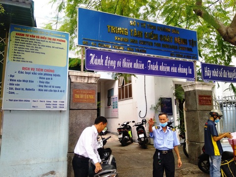 Chặn chuyển dịch tài sản của giám đốc CDC Khánh Hòa và 9 người khác phục vụ điều tra - Ảnh 1. Chặn chuyển dịch tài sản của giám đốc CDC Khánh Hòa và 9 người khác phục vụ điều tra - Ảnh 1.