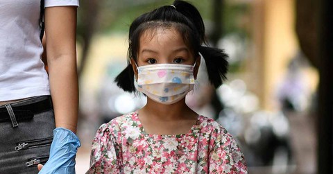 Nghiên cứu mới nhất: Trẻ em ít có khả năng lây truyền virus SARS-CoV-2 hơn so với người lớn - Ảnh 1. Nghiên cứu mới nhất: Trẻ em ít có khả năng lây truyền virus SARS-CoV-2 hơn so với người lớn - Ảnh 1.