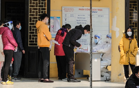 Tin sáng 8-3: Tiếp tục ‘lập đỉnh’ ca COVID-19 mới, các địa phương dịch nóng ứng phó thế nào? - Ảnh 1. Tin sáng 8-3: Tiếp tục ‘lập đỉnh’ ca COVID-19 mới, các địa phương dịch nóng ứng phó thế nào? - Ảnh 1.