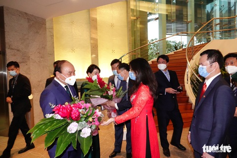 Chủ tịch nước đến Singapore, bắt đầu thăm cấp nhà nước - Ảnh 4. Chủ tịch nước đến Singapore, bắt đầu thăm cấp nhà nước - Ảnh 4.
