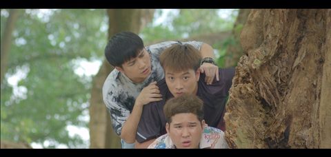 Lối về miền hoa tung MV Vẫn còn giai tốt được yêu thích - Ảnh 3. Lối về miền hoa tung MV Vẫn còn giai tốt được yêu thích - Ảnh 3.