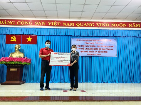 Dai-ichi Life Việt Nam trao học bổng hỗ trợ trẻ em bị ảnh hưởng bởi dịch COVID-19 - Ảnh 3. Dai-ichi Life Việt Nam trao học bổng hỗ trợ trẻ em bị ảnh hưởng bởi dịch COVID-19 - Ảnh 3.