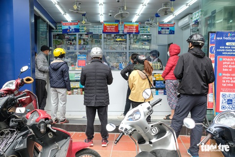 Chợ mạng bán thuốc Molnupiravir như bán rau, mỗi nơi một giá - Ảnh 2. Chợ mạng bán thuốc Molnupiravir như bán rau, mỗi nơi một giá - Ảnh 2.