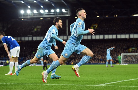 Thắng may Everton, Man City lại nới rộng cách biệt với Liverpool - Ảnh 2. Thắng may Everton, Man City lại nới rộng cách biệt với Liverpool - Ảnh 2.