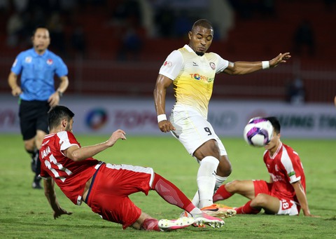 Vòng 1 V-League 2022: Cả 5 đội chủ nhà đều không biết đến chiến thắng - Ảnh 4. Vòng 1 V-League 2022: Cả 5 đội chủ nhà đều không biết đến chiến thắng - Ảnh 4.