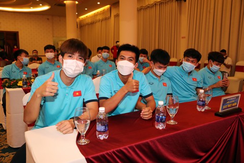 Lễ mừng công U23 Việt Nam vô địch Đông Nam Á 2022: Ngắn gọn nhưng ấm lòng - Ảnh 3. Lễ mừng công U23 Việt Nam vô địch Đông Nam Á 2022: Ngắn gọn nhưng ấm lòng - Ảnh 3.