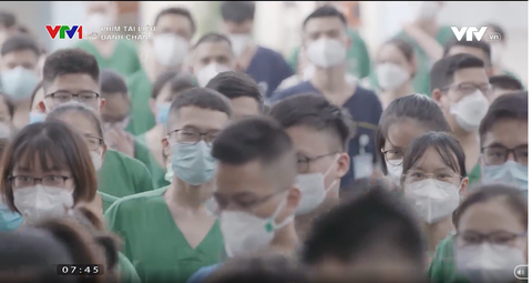 Phim tài liệu Đánh chặn: Bản hùng ca về y bác sĩ chống dịch tại TP.HCM - Ảnh 5. Phim tài liệu Đánh chặn: Bản hùng ca về y bác sĩ chống dịch tại TP.HCM - Ảnh 5.