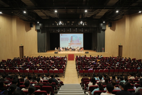 Trường đại học Văn Lang tuyển sinh ngành kinh tế quốc tế - Ảnh 2. Trường đại học Văn Lang tuyển sinh ngành kinh tế quốc tế - Ảnh 2.