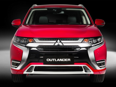 Mitsubishi Outlander 2022 ra mắt tại Việt Nam, giá không đổi, cạnh tranh Honda CR-V - Ảnh 2. Mitsubishi Outlander 2022 ra mắt tại Việt Nam, giá không đổi, cạnh tranh Honda CR-V - Ảnh 2.