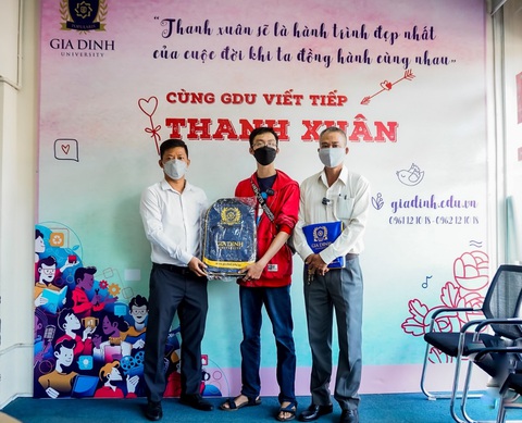 Thí sinh đầu tiên năm 2022 của Đại học Gia Định - Ảnh 1. Thí sinh đầu tiên năm 2022 của Đại học Gia Định - Ảnh 1.