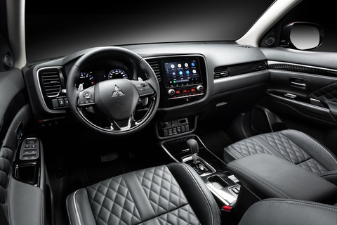 Mitsubishi Outlander 2022 ra mắt tại Việt Nam, giá không đổi, cạnh tranh Honda CR-V - Ảnh 6. Mitsubishi Outlander 2022 ra mắt tại Việt Nam, giá không đổi, cạnh tranh Honda CR-V - Ảnh 6.