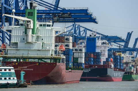 Cuộc chiến Nga - Ukraine: Ngăn tác động tiêu cực tới kinh tế Việt Nam - Ảnh 1. Cuộc chiến Nga - Ukraine: Ngăn tác động tiêu cực tới kinh tế Việt Nam - Ảnh 1.
