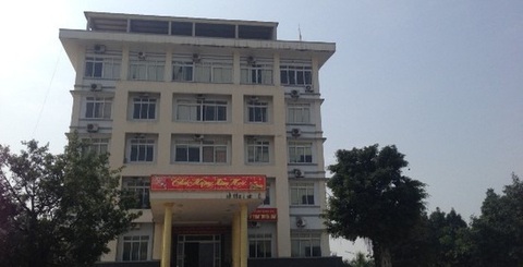 Ban Tổ chức Tỉnh ủy Thanh Hóa xác minh giám đốc Sở Tài chính bị tố không trung thực lý lịch - Ảnh 1. Ban Tổ chức Tỉnh ủy Thanh Hóa xác minh giám đốc Sở Tài chính bị tố không trung thực lý lịch - Ảnh 1.