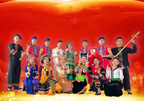Sao Mai Khánh Ly làm MV kỷ niệm 92 năm Ngày thành lập Đảng Cộng sản Việt Nam - Ảnh 1. Sao Mai Khánh Ly làm MV kỷ niệm 92 năm Ngày thành lập Đảng Cộng sản Việt Nam - Ảnh 1.