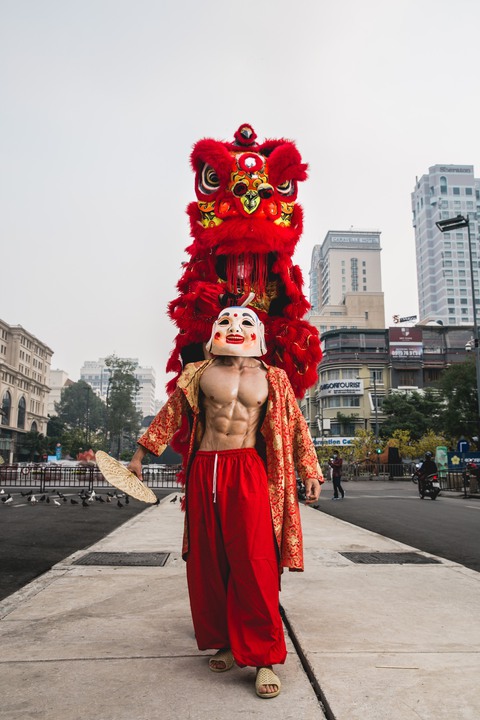 Dân mạng tròn mắt trước bộ ảnh ông địa chuẩn soái ca sáu múi - Ảnh 4. Dân mạng tròn mắt trước bộ ảnh ông địa chuẩn soái ca sáu múi - Ảnh 4.