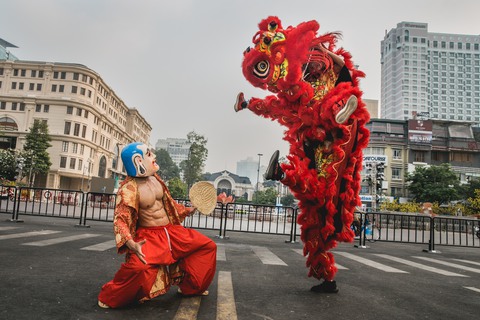 Dân mạng tròn mắt trước bộ ảnh ông địa chuẩn soái ca sáu múi - Ảnh 8. Dân mạng tròn mắt trước bộ ảnh ông địa chuẩn soái ca sáu múi - Ảnh 8.