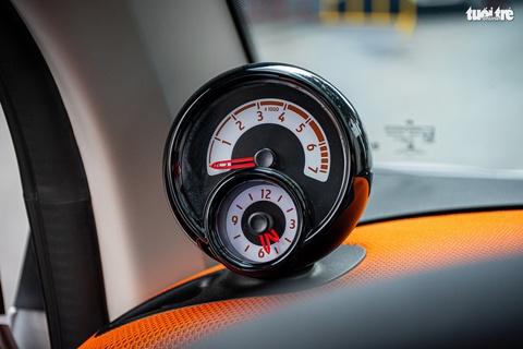 Nữ doanh nhân 9x Hà Thành: ‘Thích dùng Smart ForTwo dù sở hữu cả xe sang BMW, Lexus và Porsche’ - Ảnh 19. Nữ doanh nhân 9x Hà Thành: ‘Thích dùng Smart ForTwo dù sở hữu cả xe sang BMW, Lexus và Porsche’ - Ảnh 19.