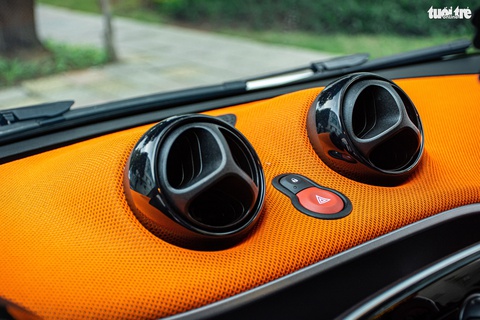 Nữ doanh nhân 9x Hà Thành: ‘Thích dùng Smart ForTwo dù sở hữu cả xe sang BMW, Lexus và Porsche’ - Ảnh 17. Nữ doanh nhân 9x Hà Thành: ‘Thích dùng Smart ForTwo dù sở hữu cả xe sang BMW, Lexus và Porsche’ - Ảnh 17.