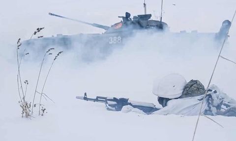 Nga: Mỹ triển khai 3.000 lính đến Đông Âu, NATO: Nga đưa 30.000 quân đến Belarus - Ảnh 1. Nga: Mỹ triển khai 3.000 lính đến Đông Âu, NATO: Nga đưa 30.000 quân đến Belarus - Ảnh 1.