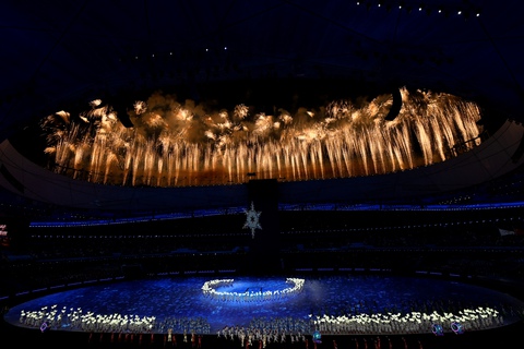 Ấn tượng lễ khai mạc Olympic mùa đông Bắc Kinh 2022 - Ảnh 5. Ấn tượng lễ khai mạc Olympic mùa đông Bắc Kinh 2022 - Ảnh 5.