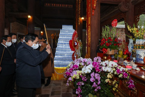 Thủ tướng Phạm Minh Chính dâng hương tưởng niệm Chủ tịch Hồ Chí Minh - Ảnh 3. Thủ tướng Phạm Minh Chính dâng hương tưởng niệm Chủ tịch Hồ Chí Minh - Ảnh 3.