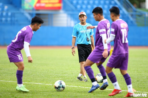 Huấn luyện viên trưởng U23 Việt Nam hiểu rõ lối chơi của U23 Singapore - Ảnh 1. Huấn luyện viên trưởng U23 Việt Nam hiểu rõ lối chơi của U23 Singapore - Ảnh 1.