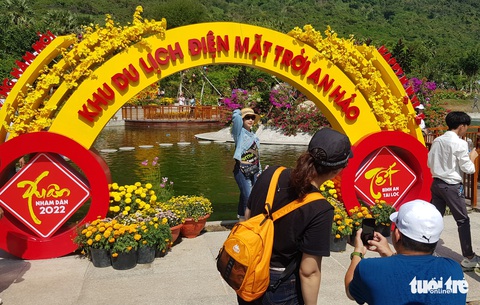 An Giang: Khu du lịch tăng giá vé gấp đôi dịp Tết vì thấy hút khách? - Ảnh 1. An Giang: Khu du lịch tăng giá vé gấp đôi dịp Tết vì thấy hút khách? - Ảnh 1.