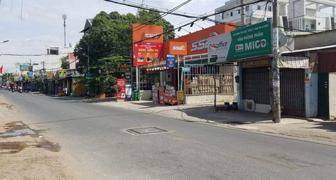Bắt nghi phạm đạp ngã xe máy khiến 2 người chết ở quận Bình Tân - Ảnh 2. Bắt nghi phạm đạp ngã xe máy khiến 2 người chết ở quận Bình Tân - Ảnh 2.