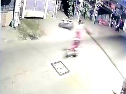 Bắt nghi phạm đạp ngã xe máy khiến 2 người chết ở quận Bình Tân - Ảnh 1. Bắt nghi phạm đạp ngã xe máy khiến 2 người chết ở quận Bình Tân - Ảnh 1.