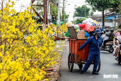 Thi ảnh Nụ xuân: Những con ong chăm chỉ ngày xuân - Ảnh 7. Thi ảnh Nụ xuân: Những con ong chăm chỉ ngày xuân - Ảnh 7.