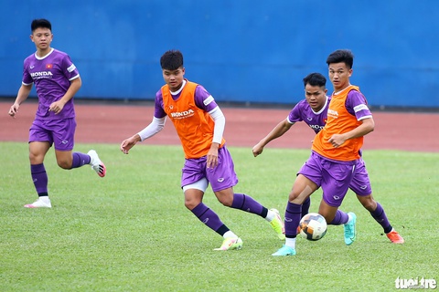 Lối chơi và bộ khung của tuyển U23 Việt Nam dần thành hình - Ảnh 5. Lối chơi và bộ khung của tuyển U23 Việt Nam dần thành hình - Ảnh 5.