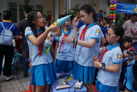 TP.HCM: hơn 80% phụ huynh tiểu học đăng ký cho con em đi học lại - Ảnh 1. TP.HCM: hơn 80% phụ huynh tiểu học đăng ký cho con em đi học lại - Ảnh 1.