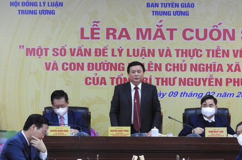 Tổng bí thư: Chống tư tưởng quyền anh, quyền tôi, ‘cua cậy càng, cá cậy vây’ - Ảnh 1. Tổng bí thư: Chống tư tưởng quyền anh, quyền tôi, ‘cua cậy càng, cá cậy vây’ - Ảnh 1.