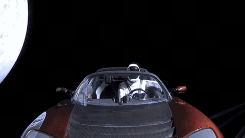 Chiếc xe Tesla được phóng lên vũ trụ 4 năm trước giờ ra sao? - Ảnh 2. Chiếc xe Tesla được phóng lên vũ trụ 4 năm trước giờ ra sao? - Ảnh 2.